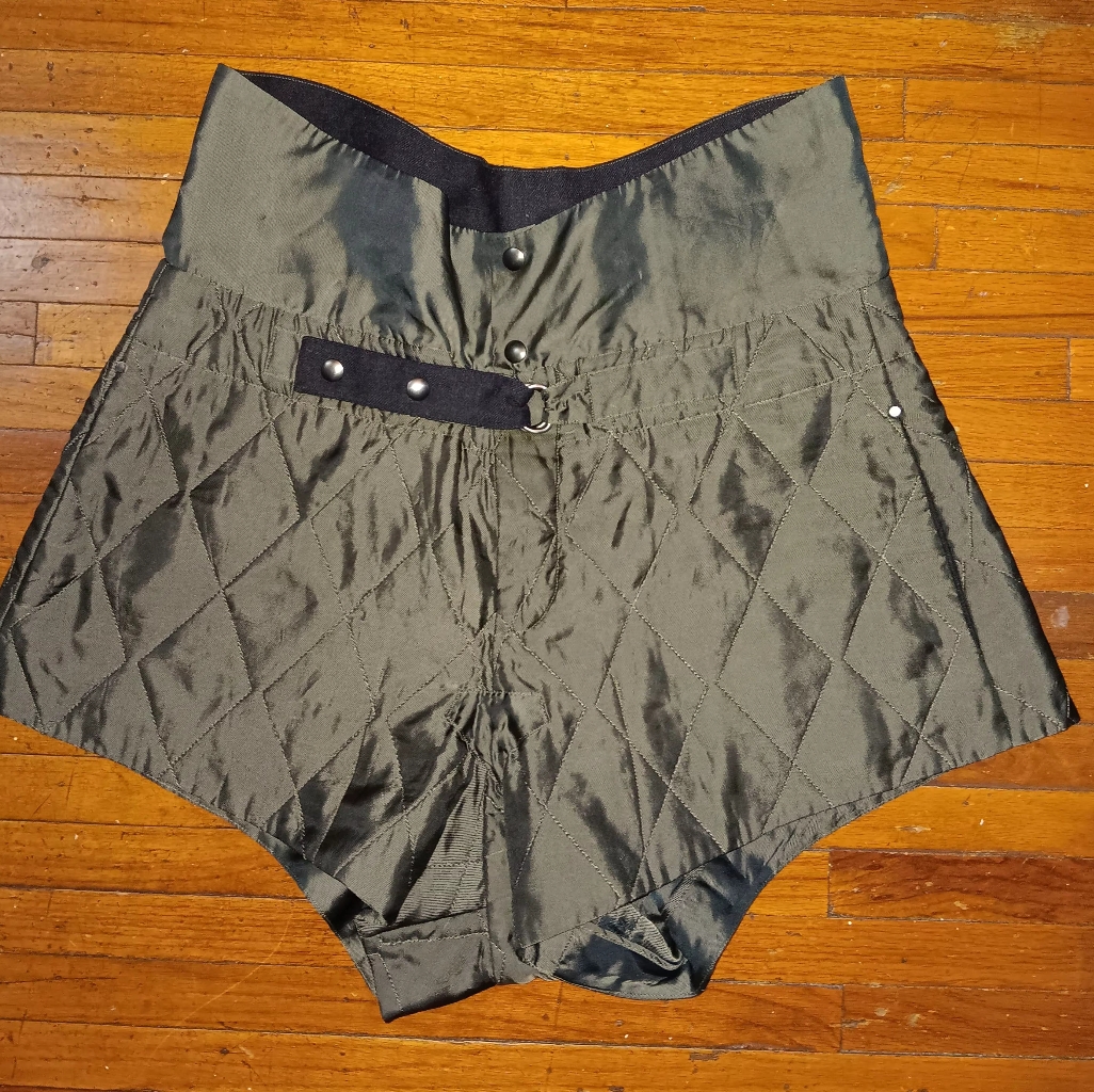 Marni Shorts ( New With Defect )